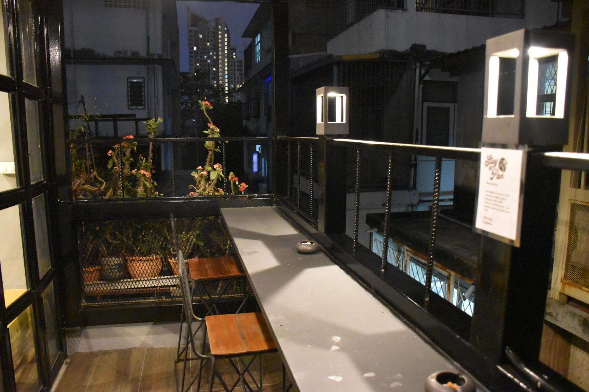 Stay At Pan Hostel Banguecoque Exterior foto